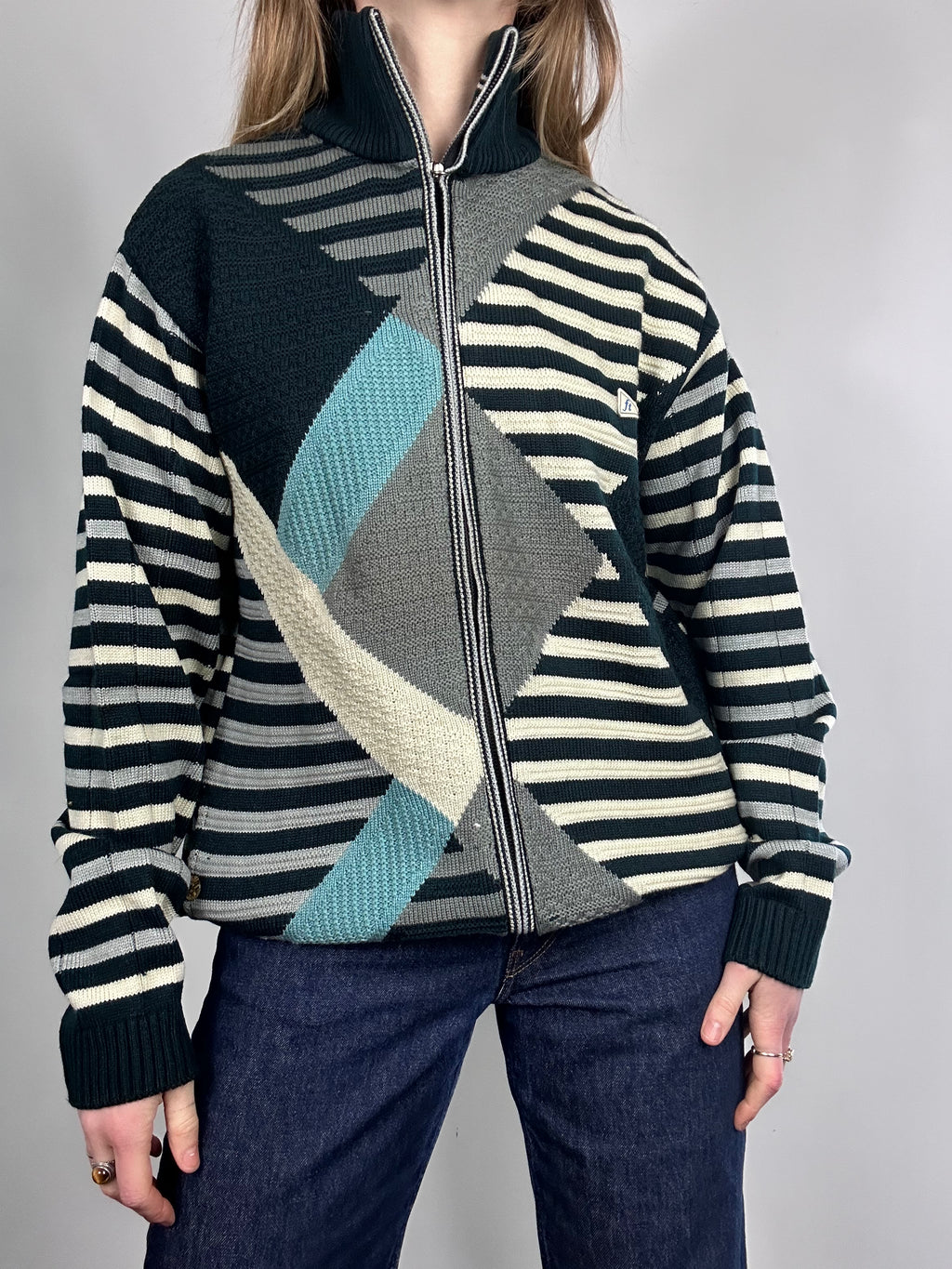 Striped 80's Zip through Knit Size M