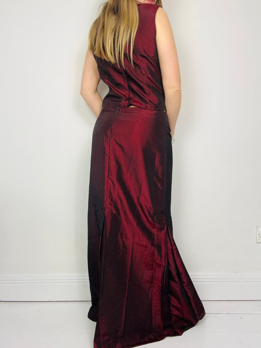 Wine Silk Two Piece Set Size 12