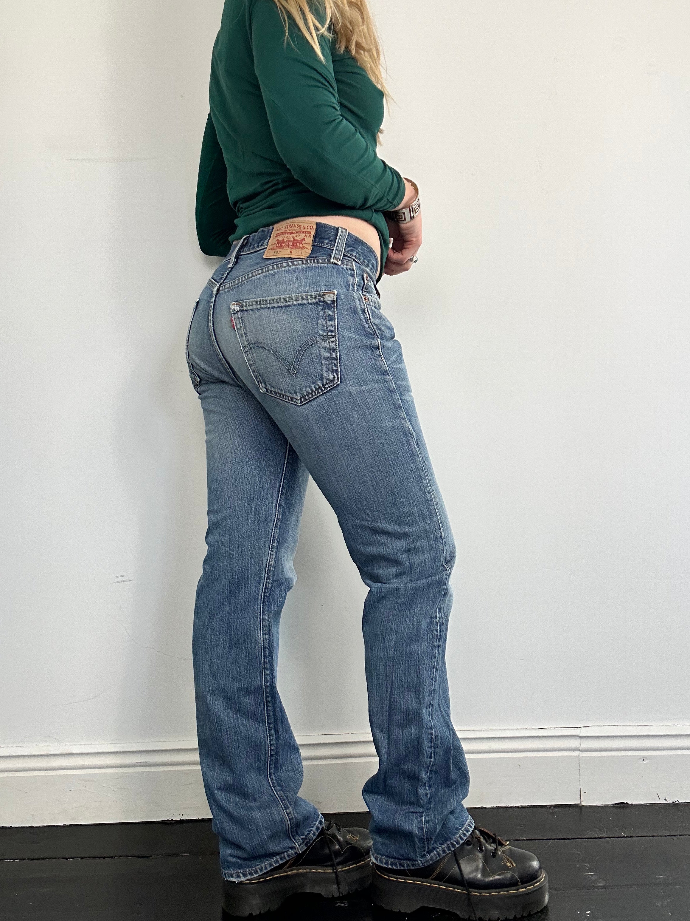 Low Rise Levis 501's Size 30" Hips
