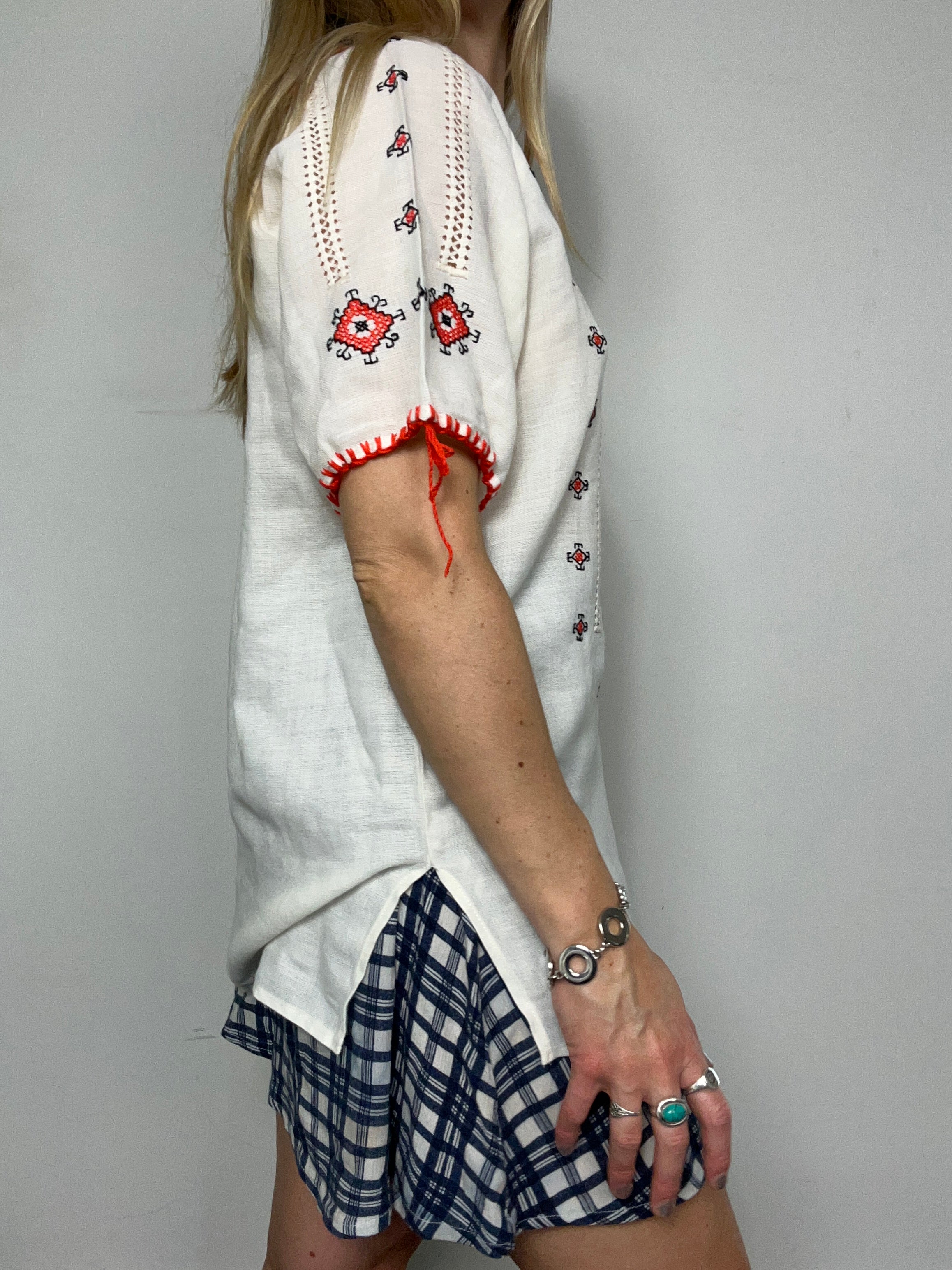 1970's Embroidered Top Size 10