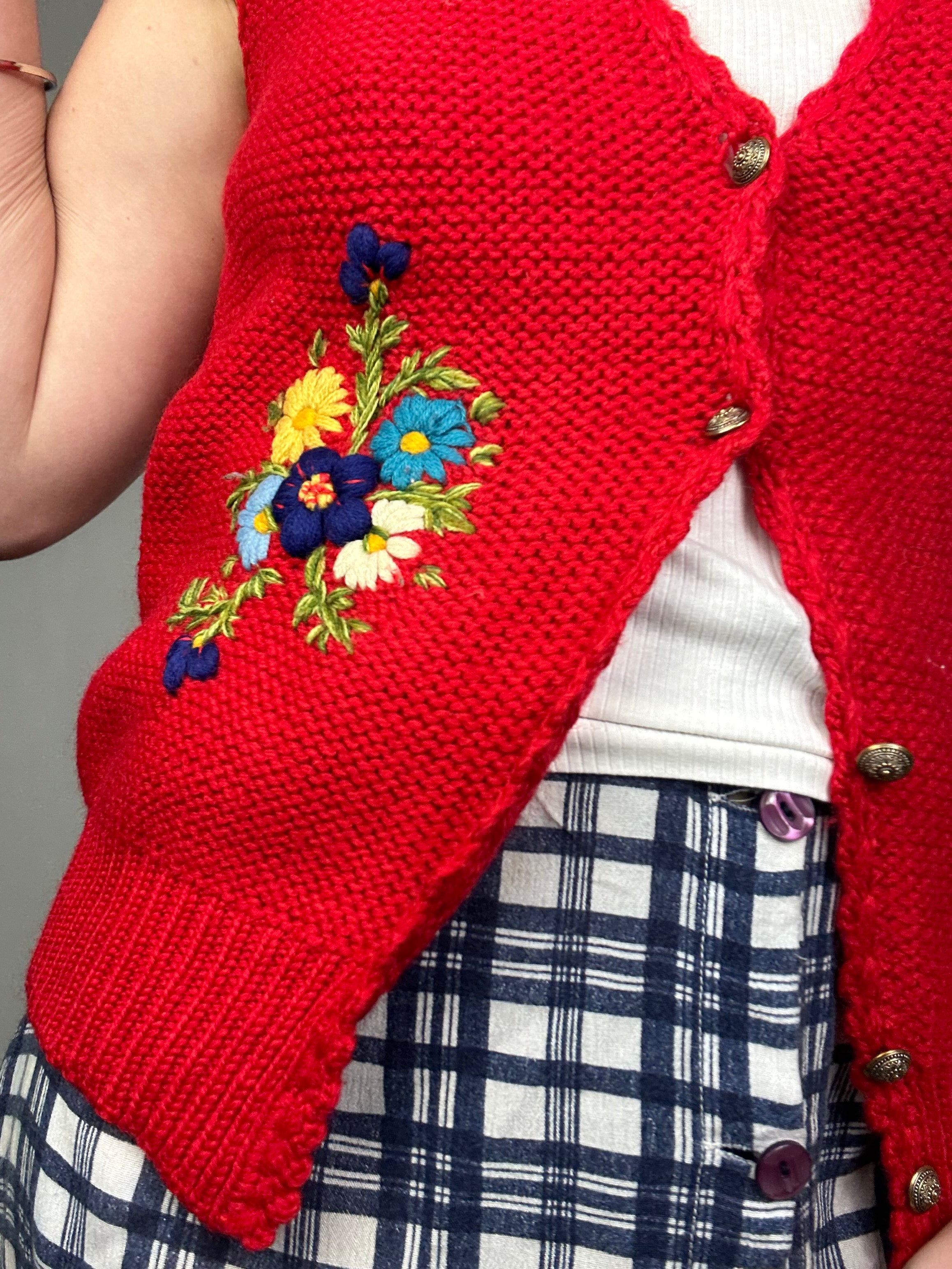 Red Knit Sweater Vest Size S