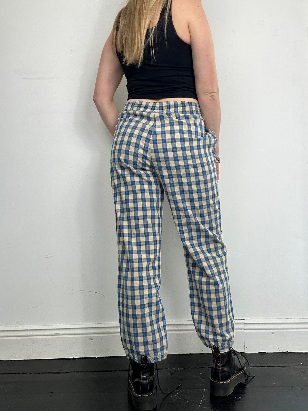 Think Pink Tartan Rock Climbing Pants Size 10