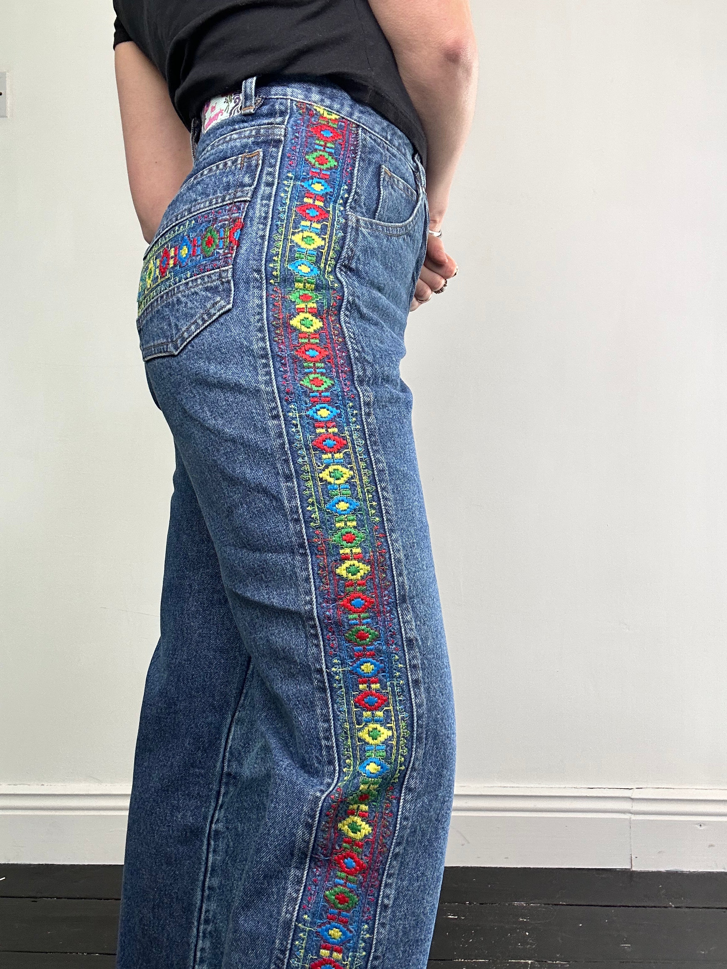 Indago embroidered Denim jeans Size 8