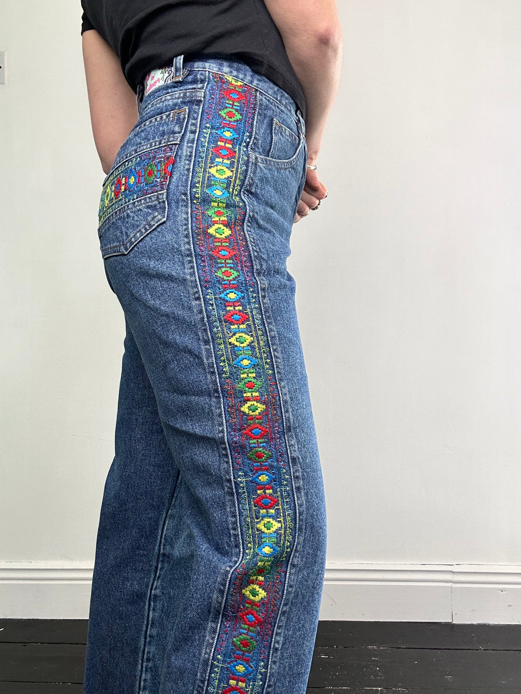 Indago embroidered Denim jeans Size 8
