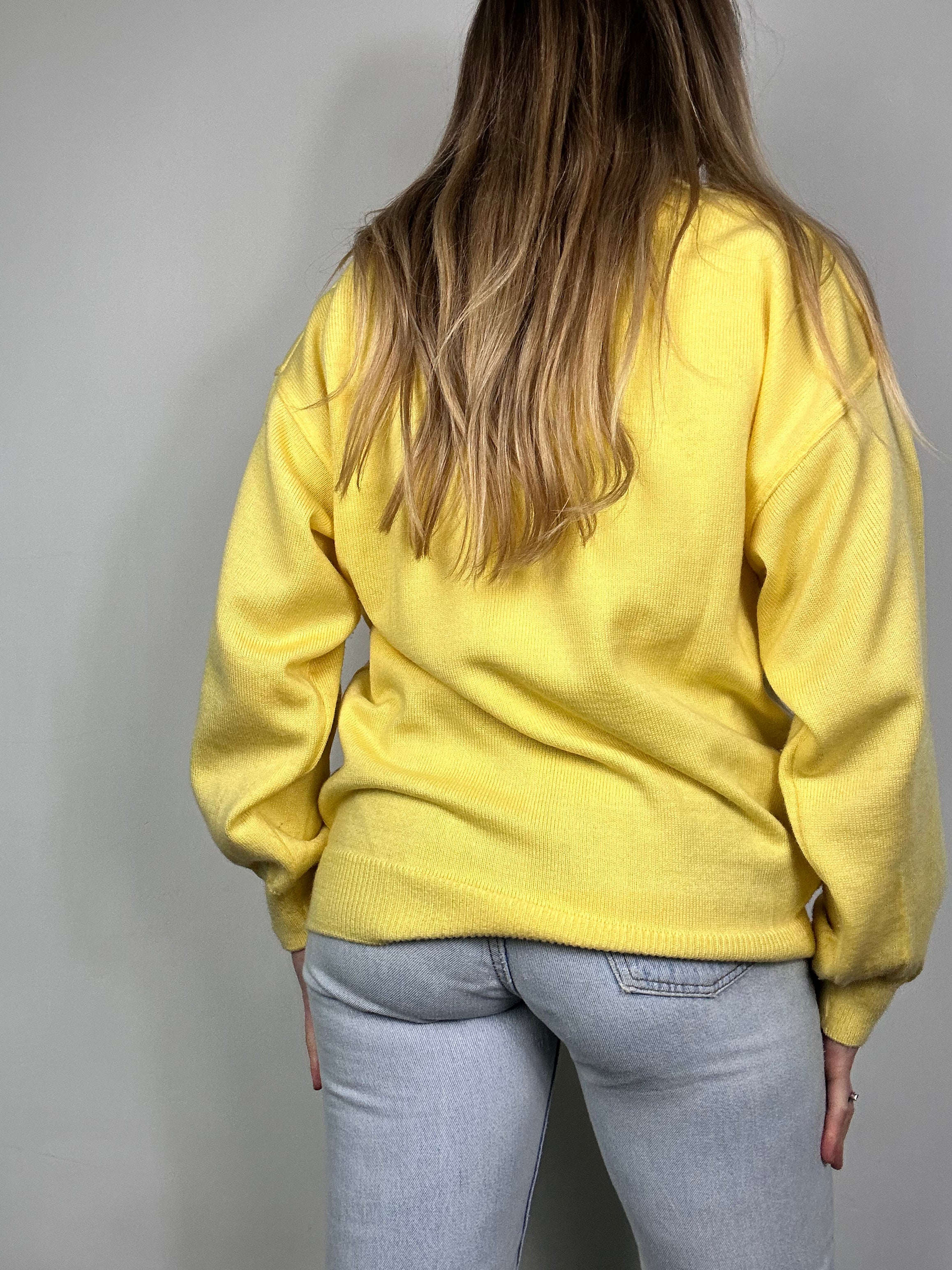 Lacoste Lemon knit Sweater Size M