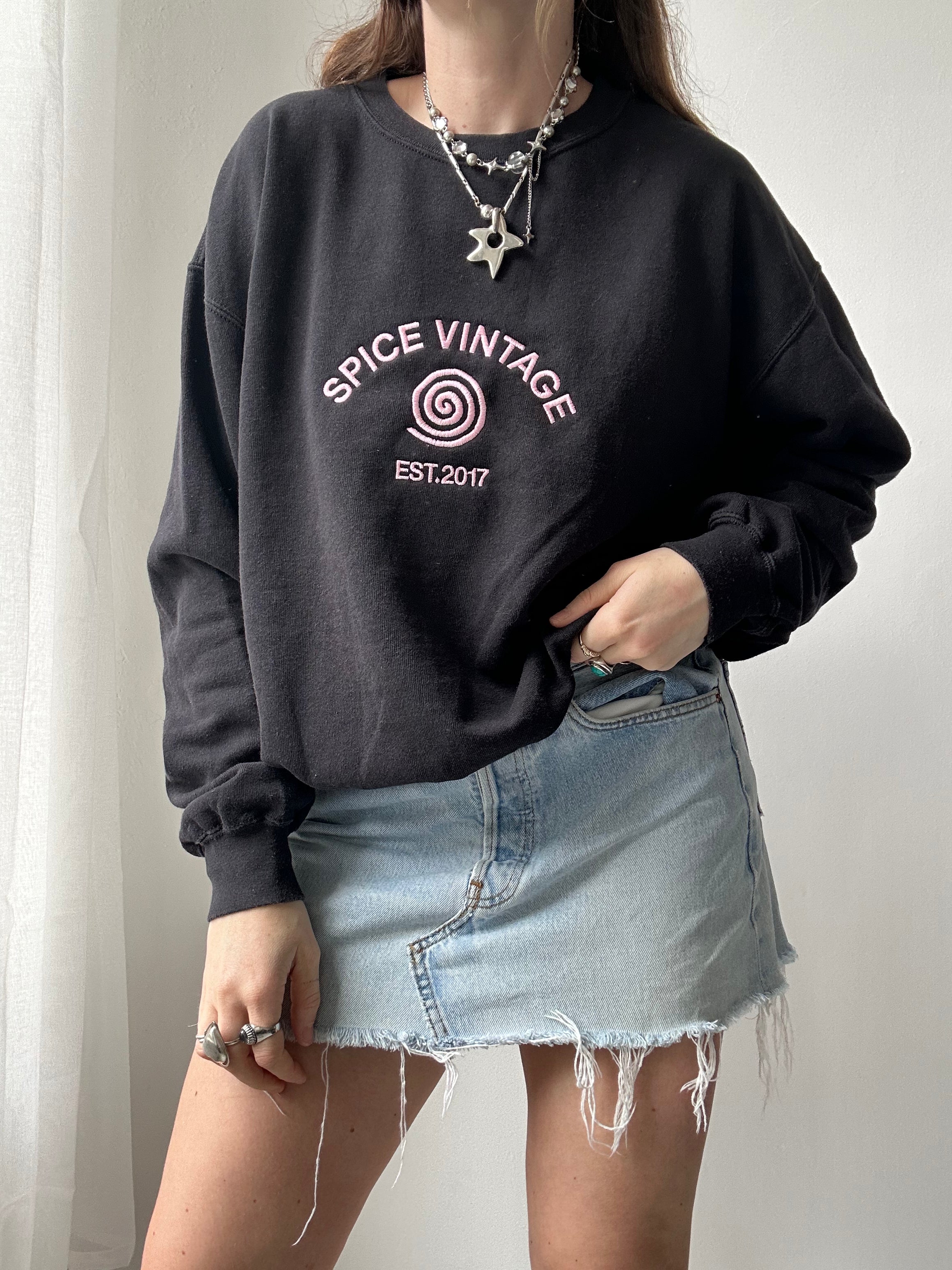 Black Spice Spiral Sweater Size m/L