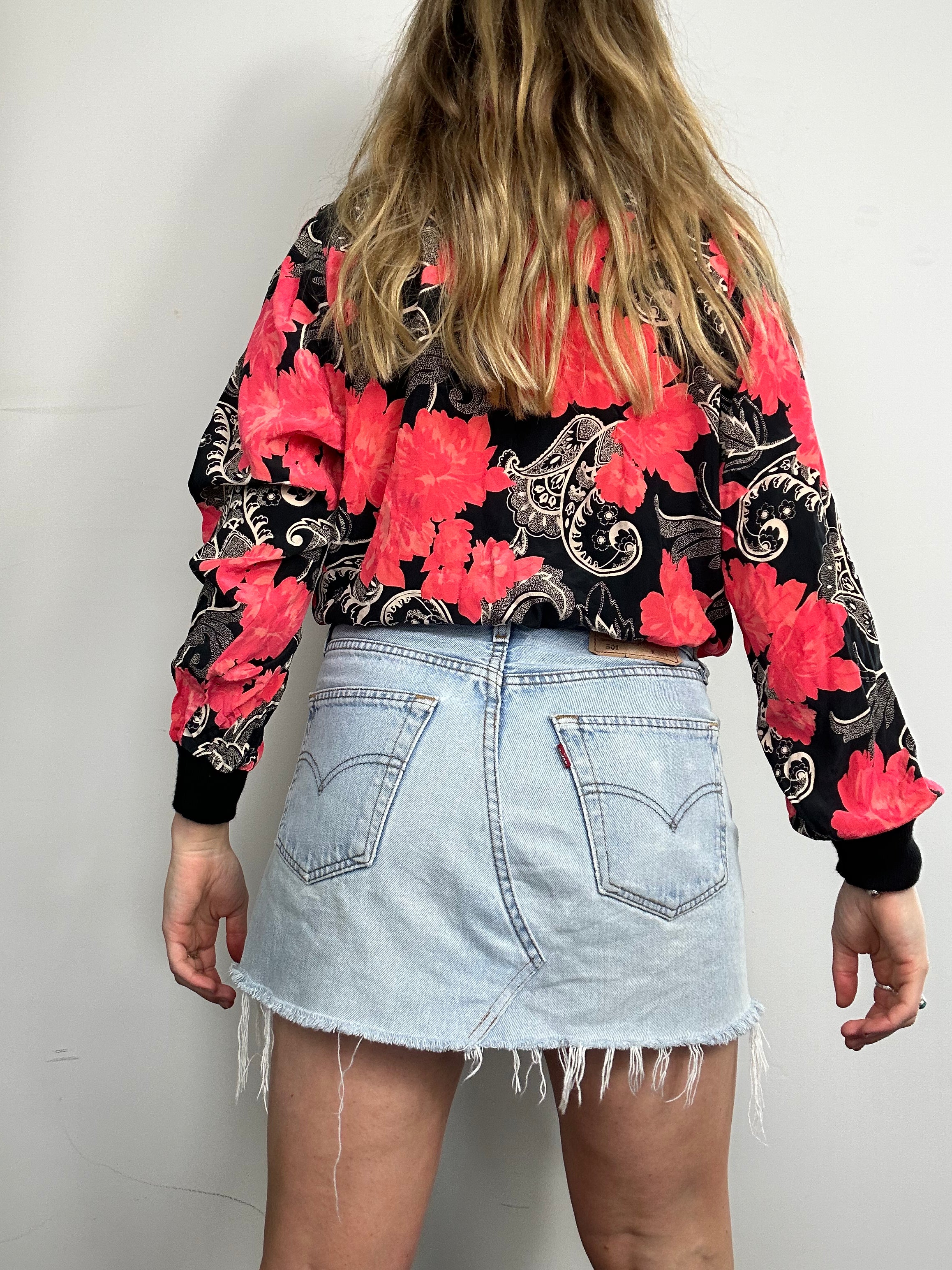 Chiffon v neck Cropped Shirt Size 10