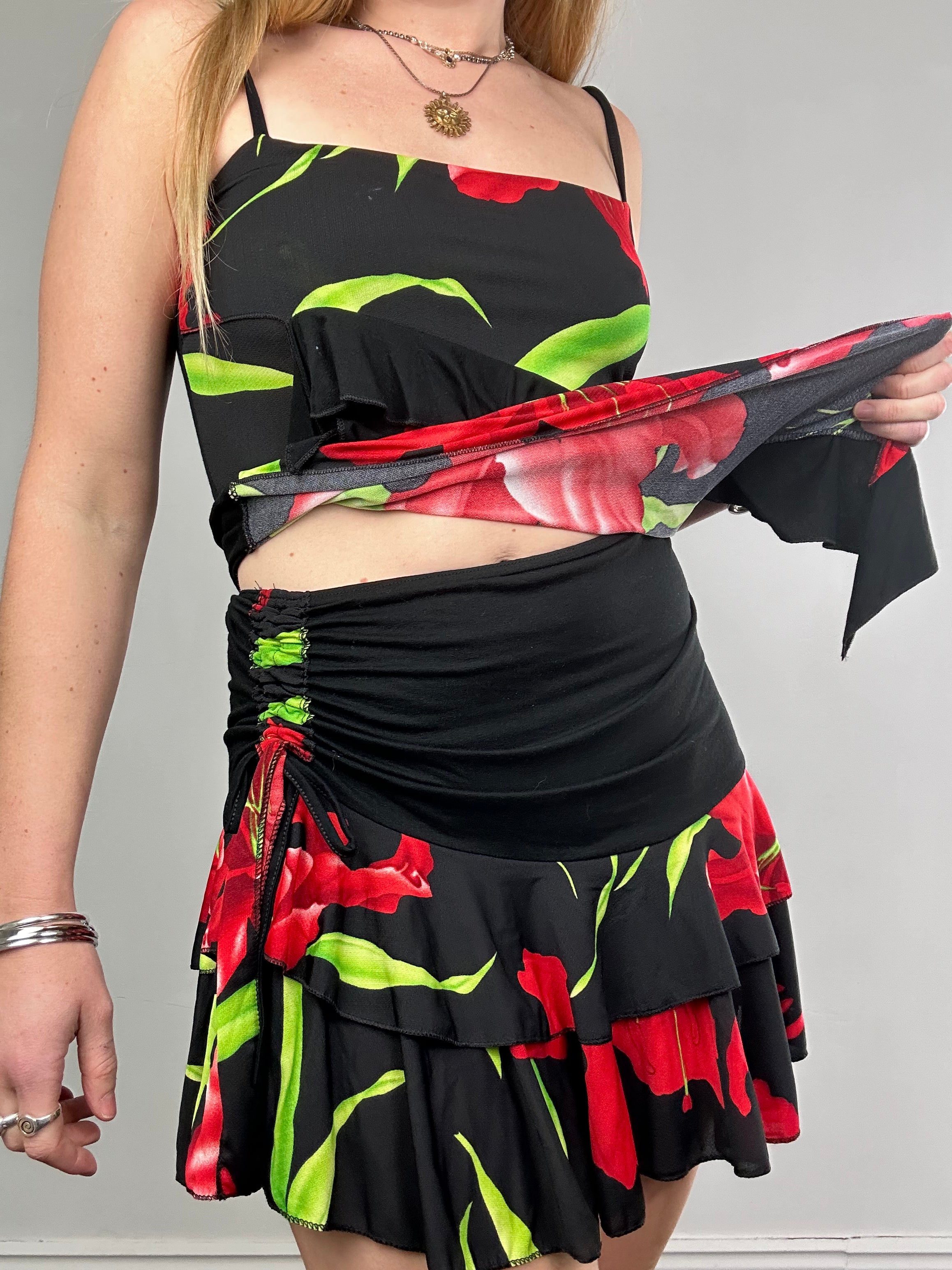 Two Piece Floral 00's Set Size 8/10