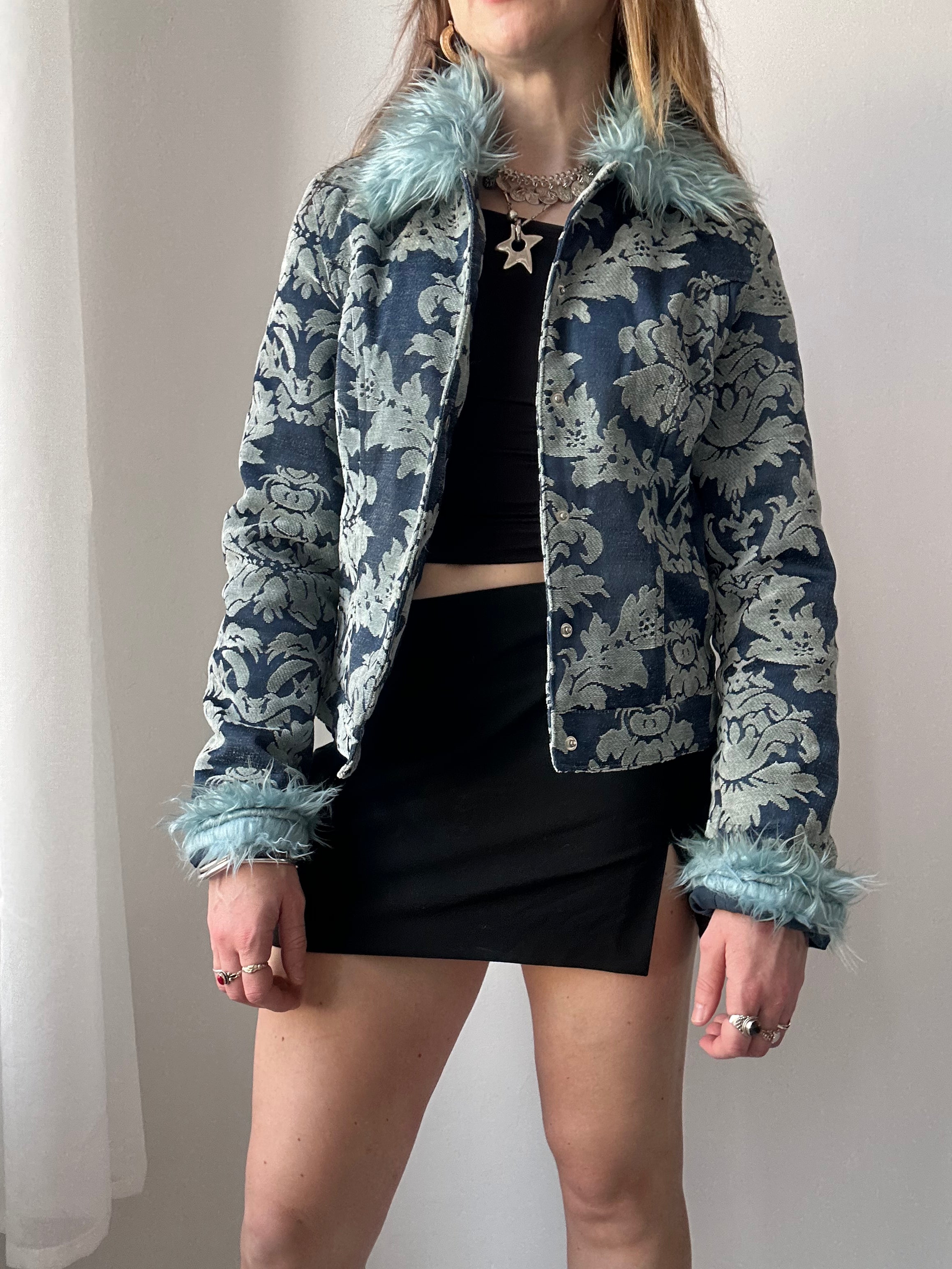 Tapestry Jacket With Fur Trim Sie 10