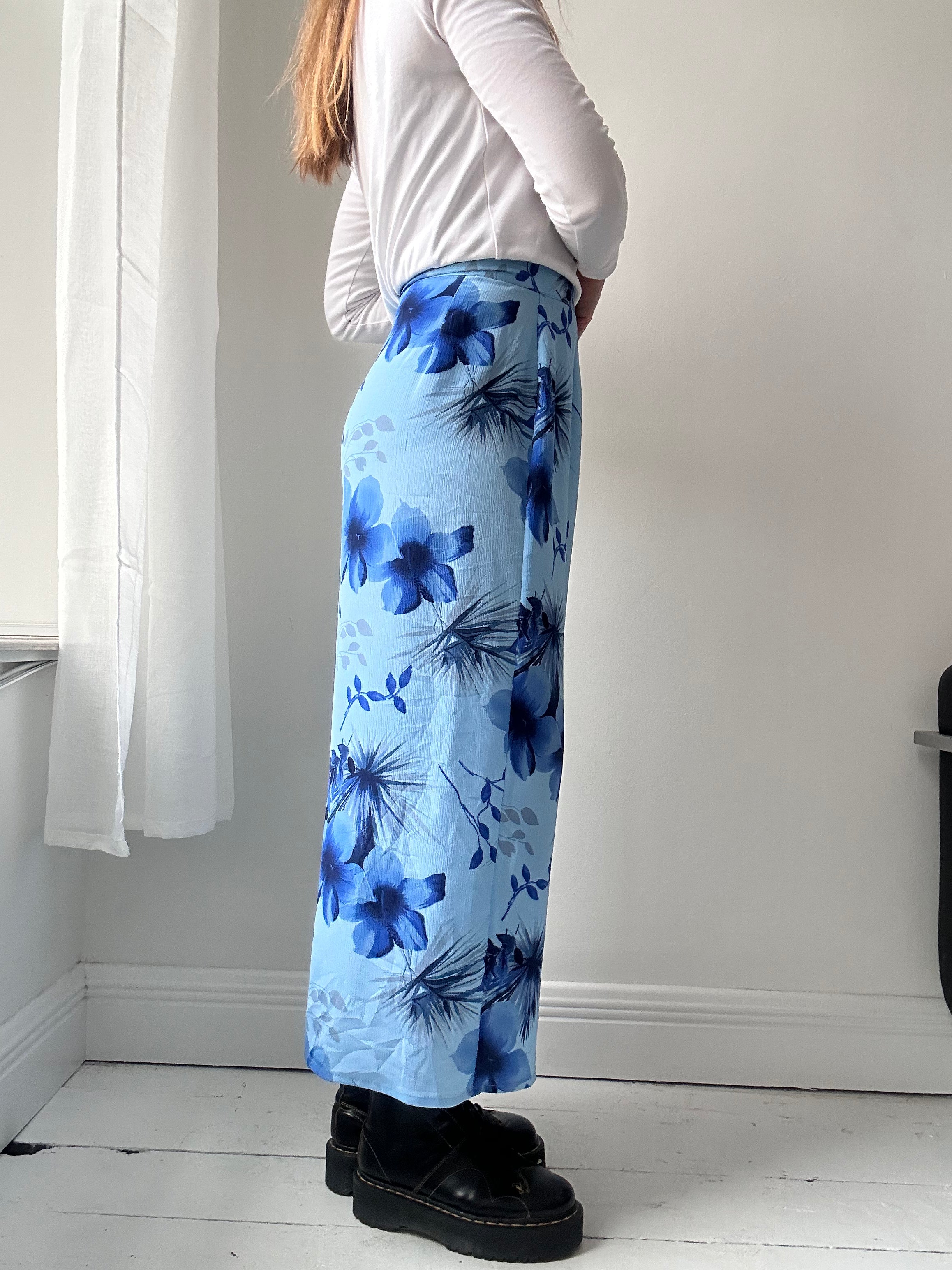 Blue Flroal Midi Skirt Size 8