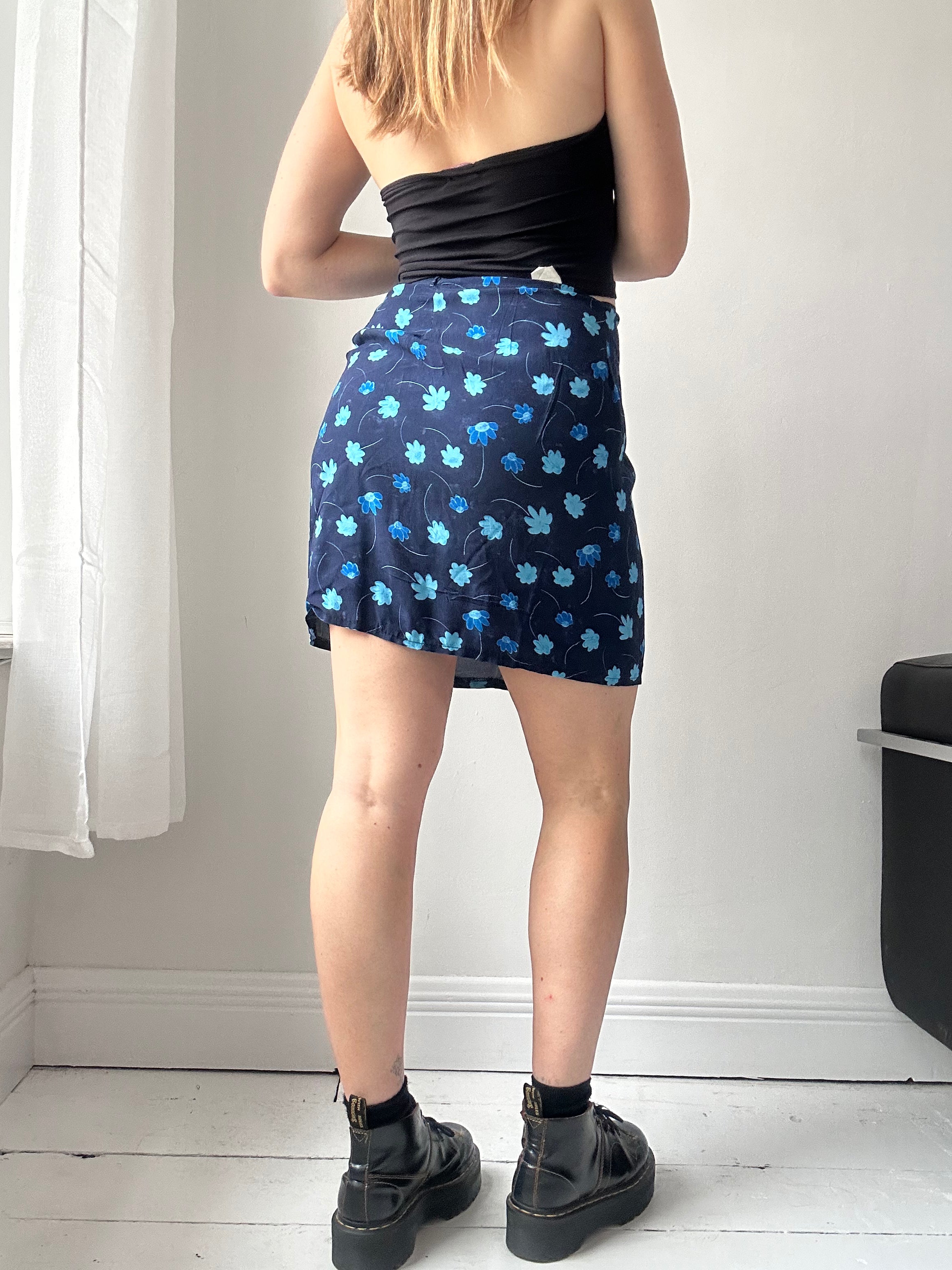 Floral 90's Wrap Skirt Size 8