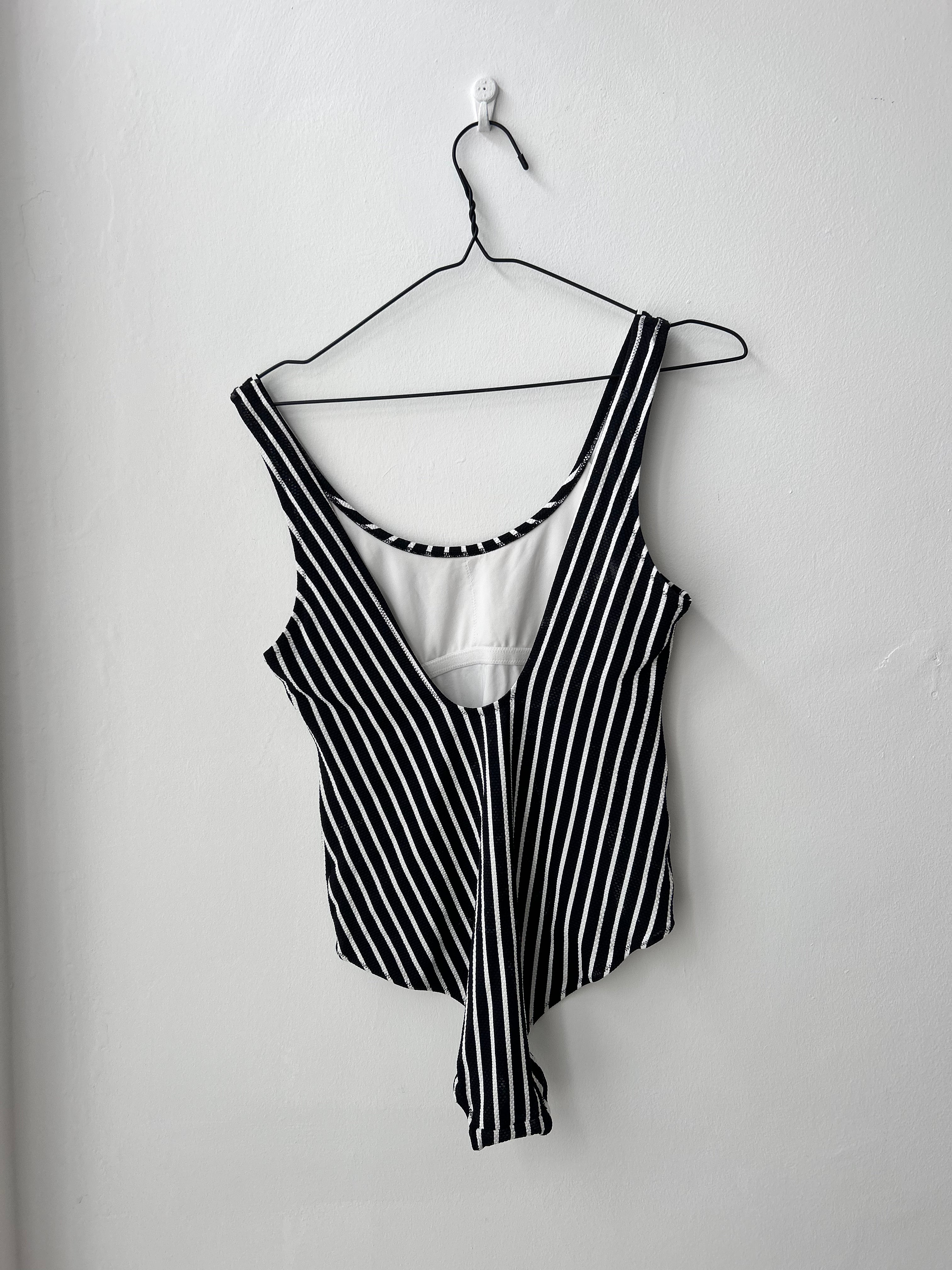 Black And White Striped Swimsuit Size 14