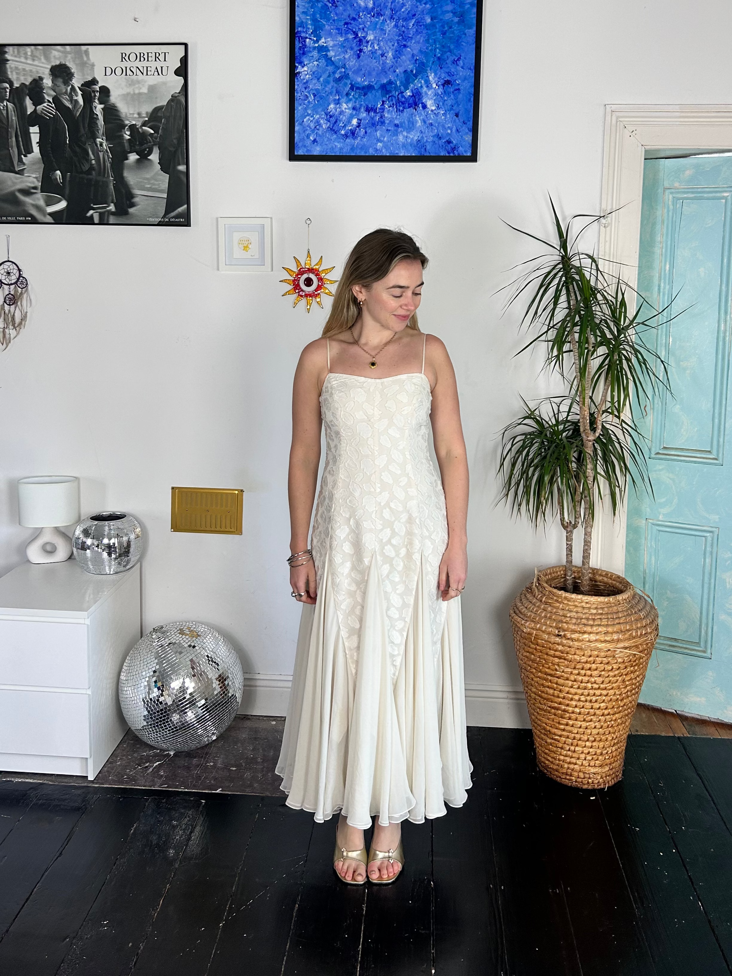90's Cream Wedding Dress Size 8
