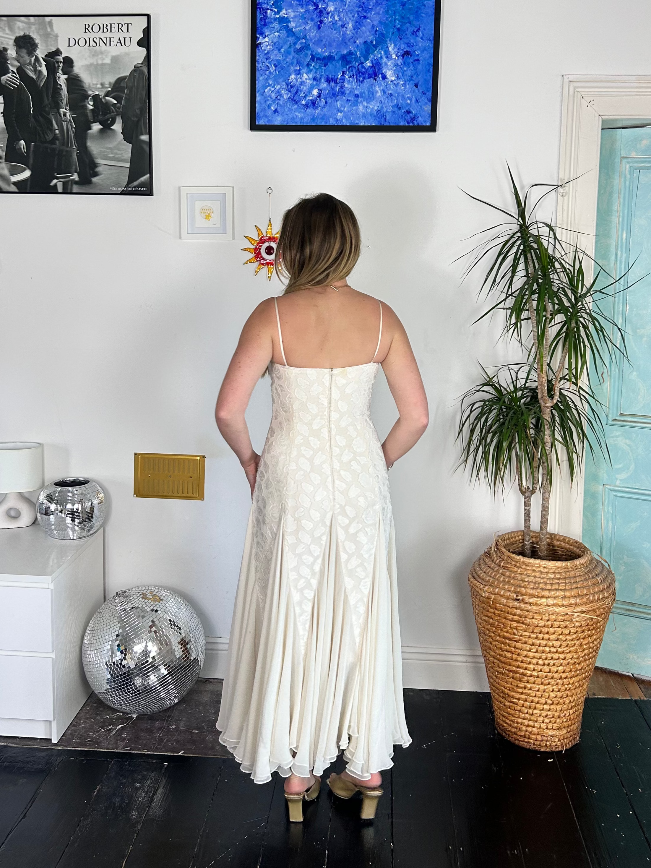 90's Cream Wedding Dress Size 8