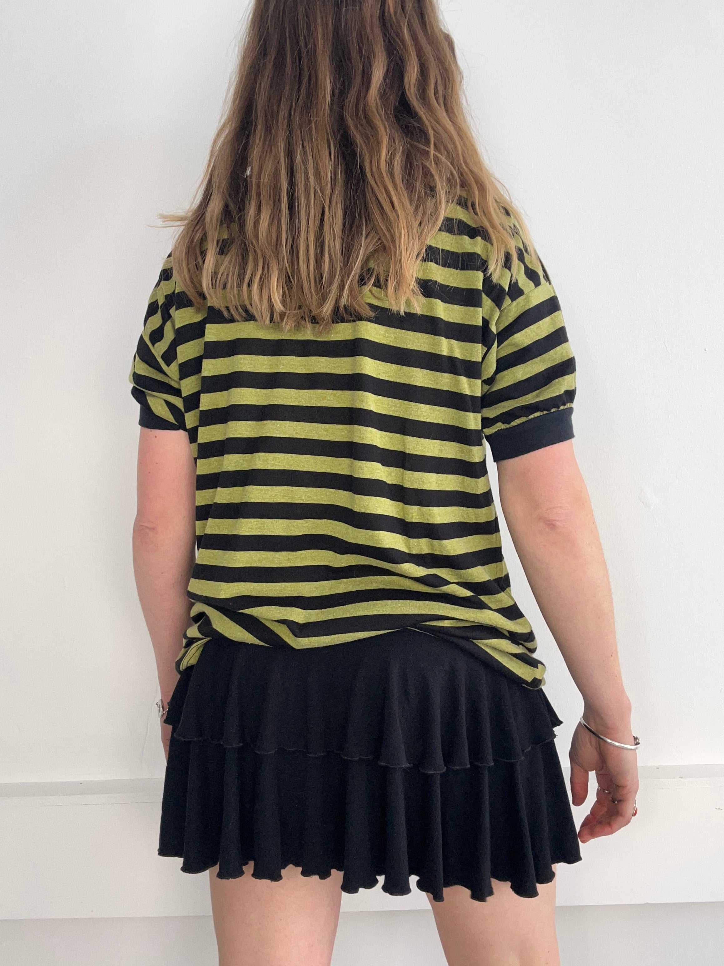 Striped 90's Horse Tee Size M