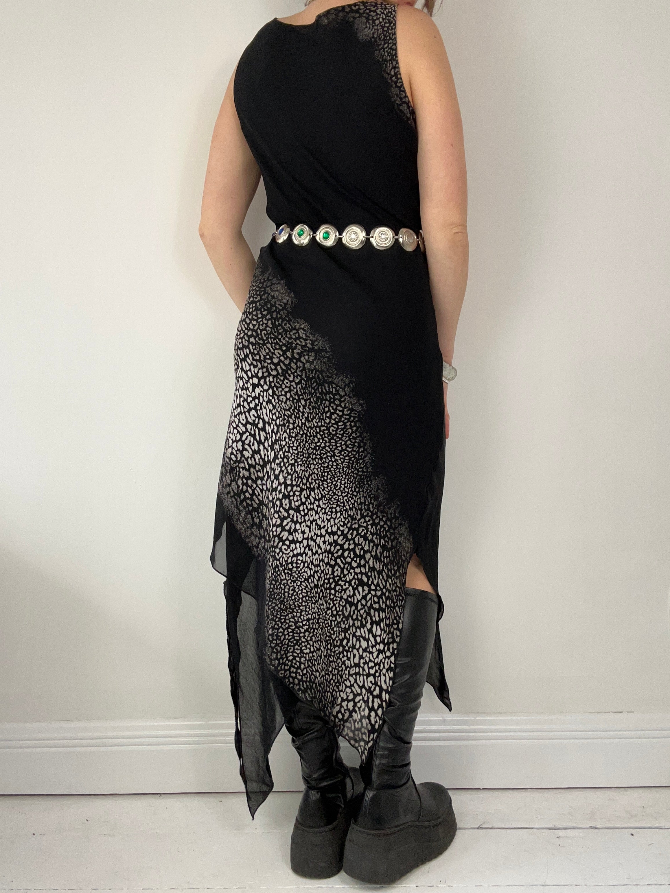 Chiffon Black Cheetah print Dress size 12 Spice Vintage Store Chiffon Black Cheetah print Dress size 12 Spice Vintage Store