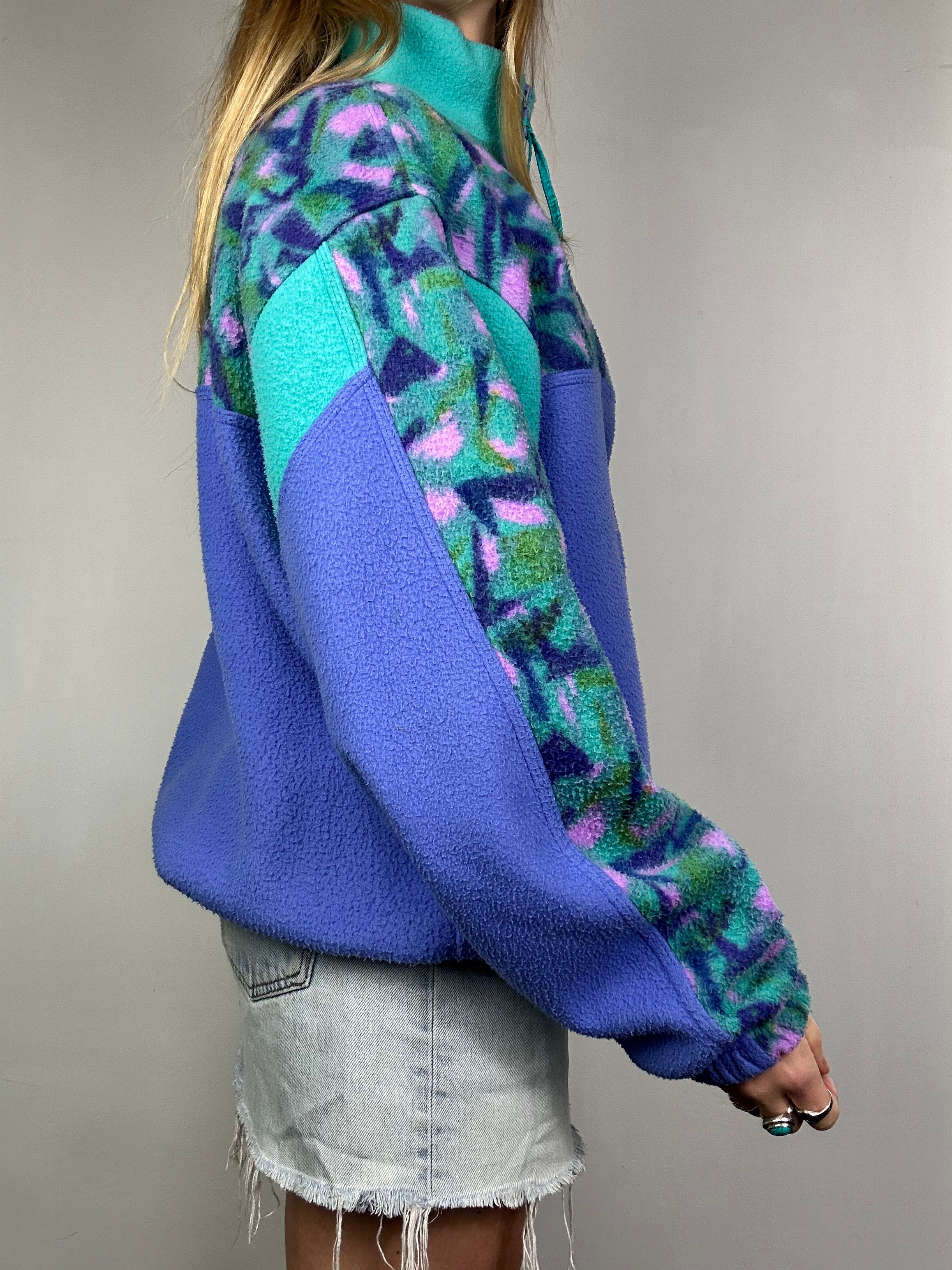 Lilac 80's Fleece Sweater Size M