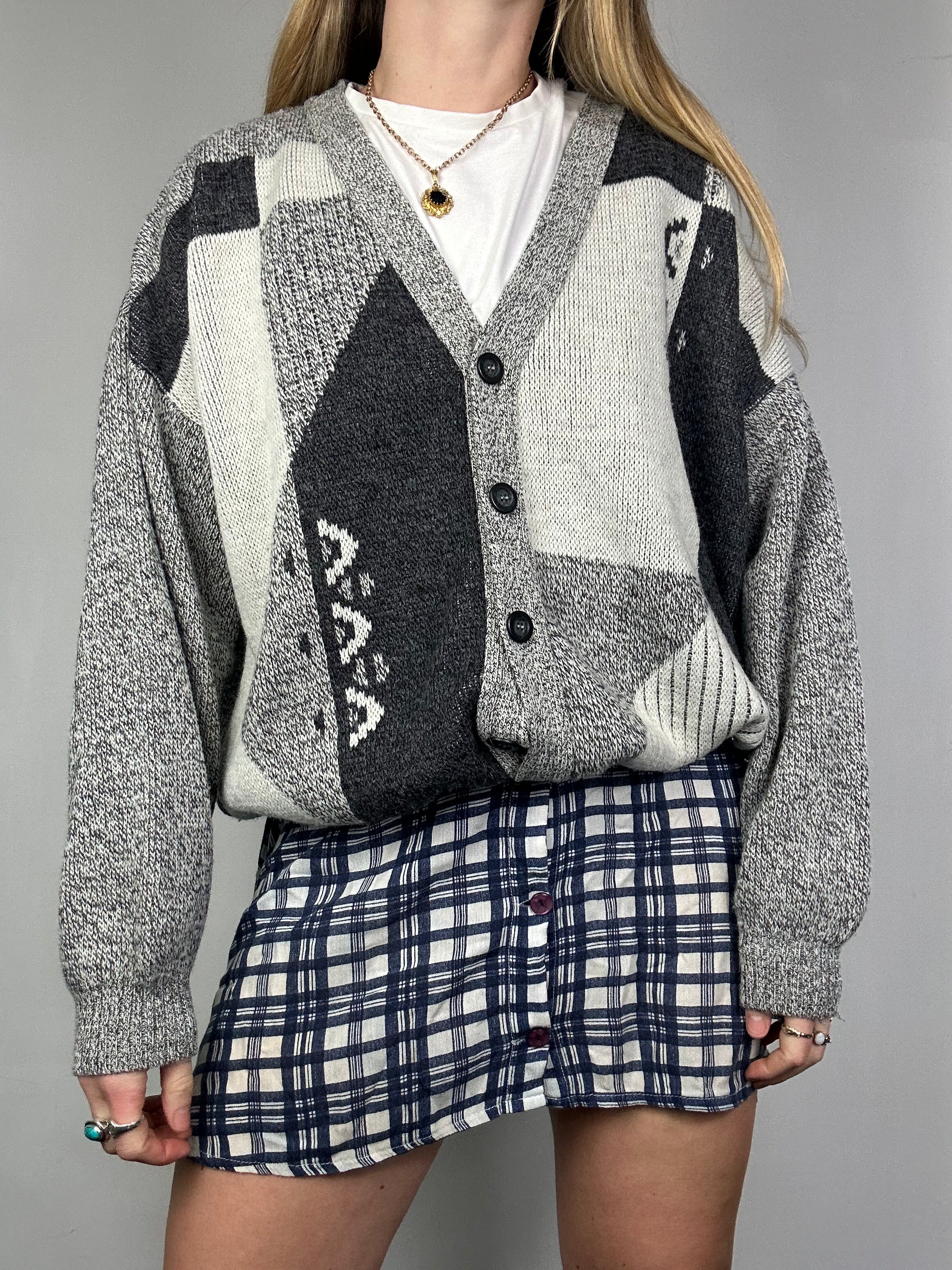 Grey 80's Knit Cardigan size m