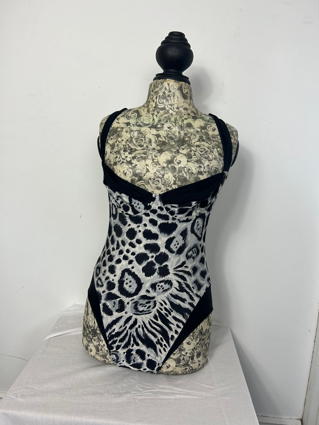 Cheetah Print Swimsuit Size 10
