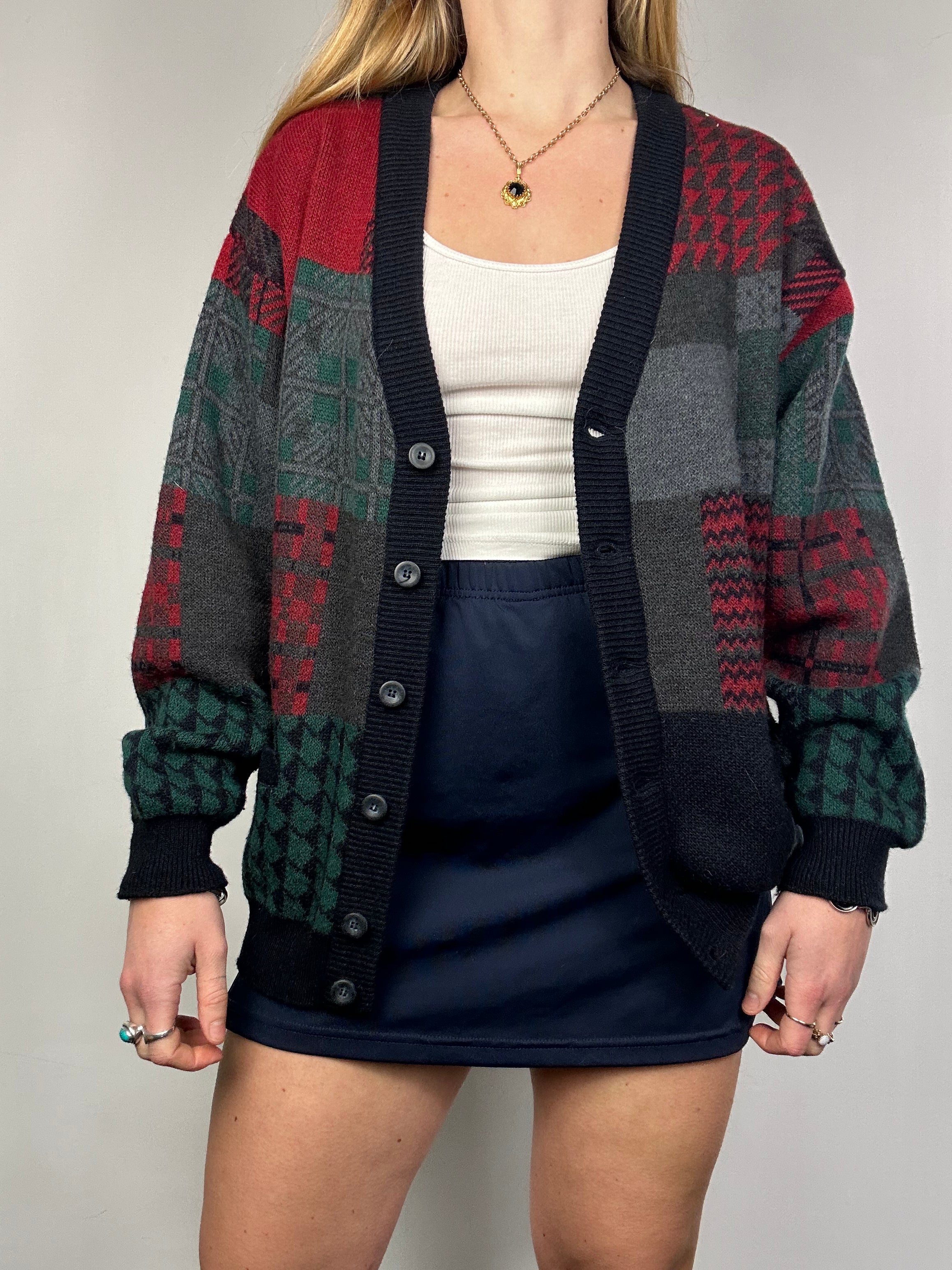 Tartan red 90's Knit Cardigan Size S/M