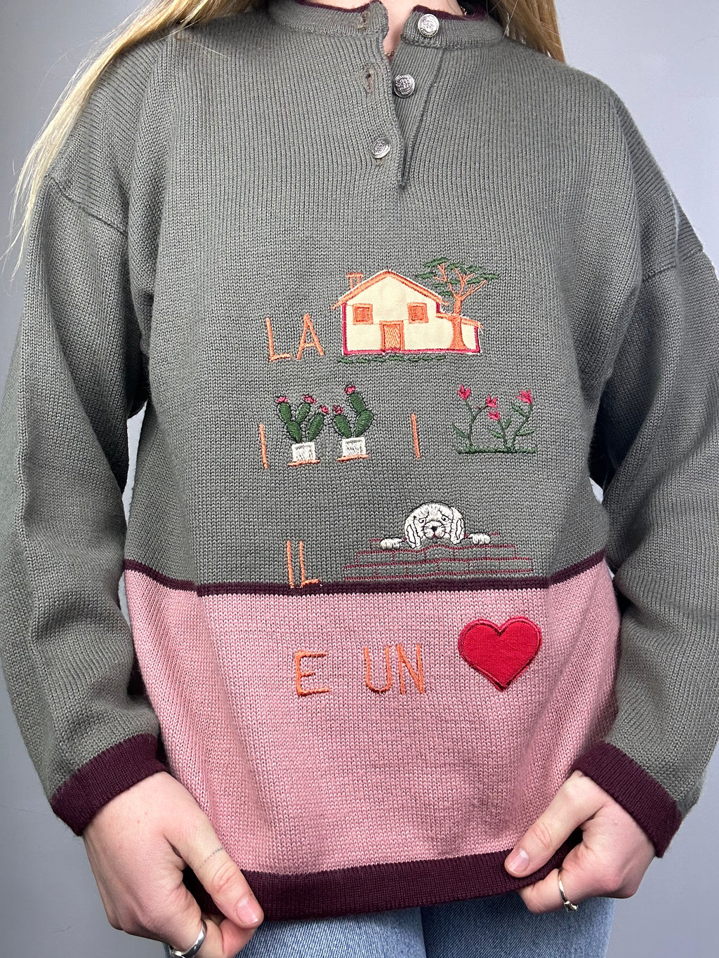 Biutton Down Embroidered Sweater Size M