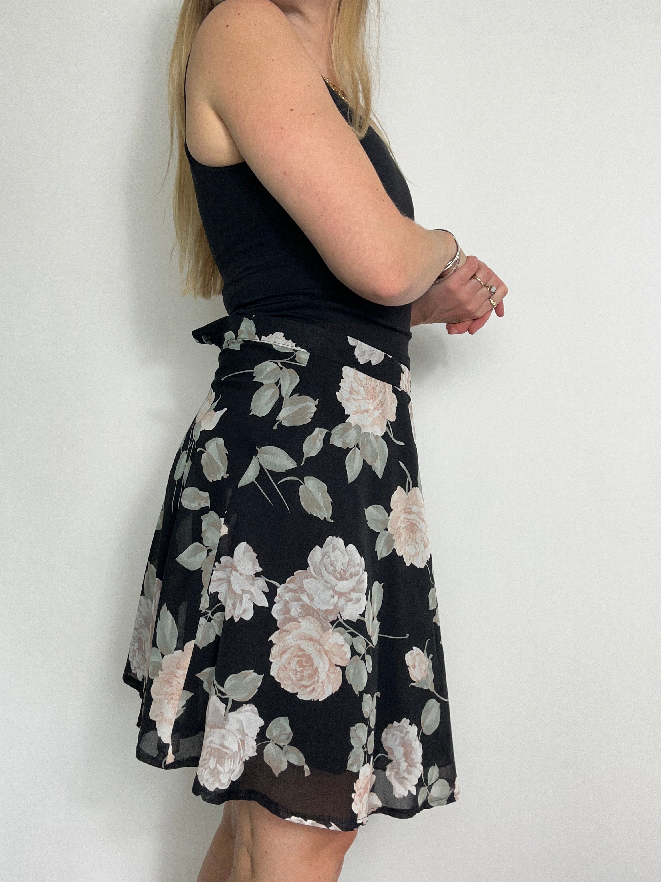 Chiffon 90's Floral Mini Skirt SIze 6