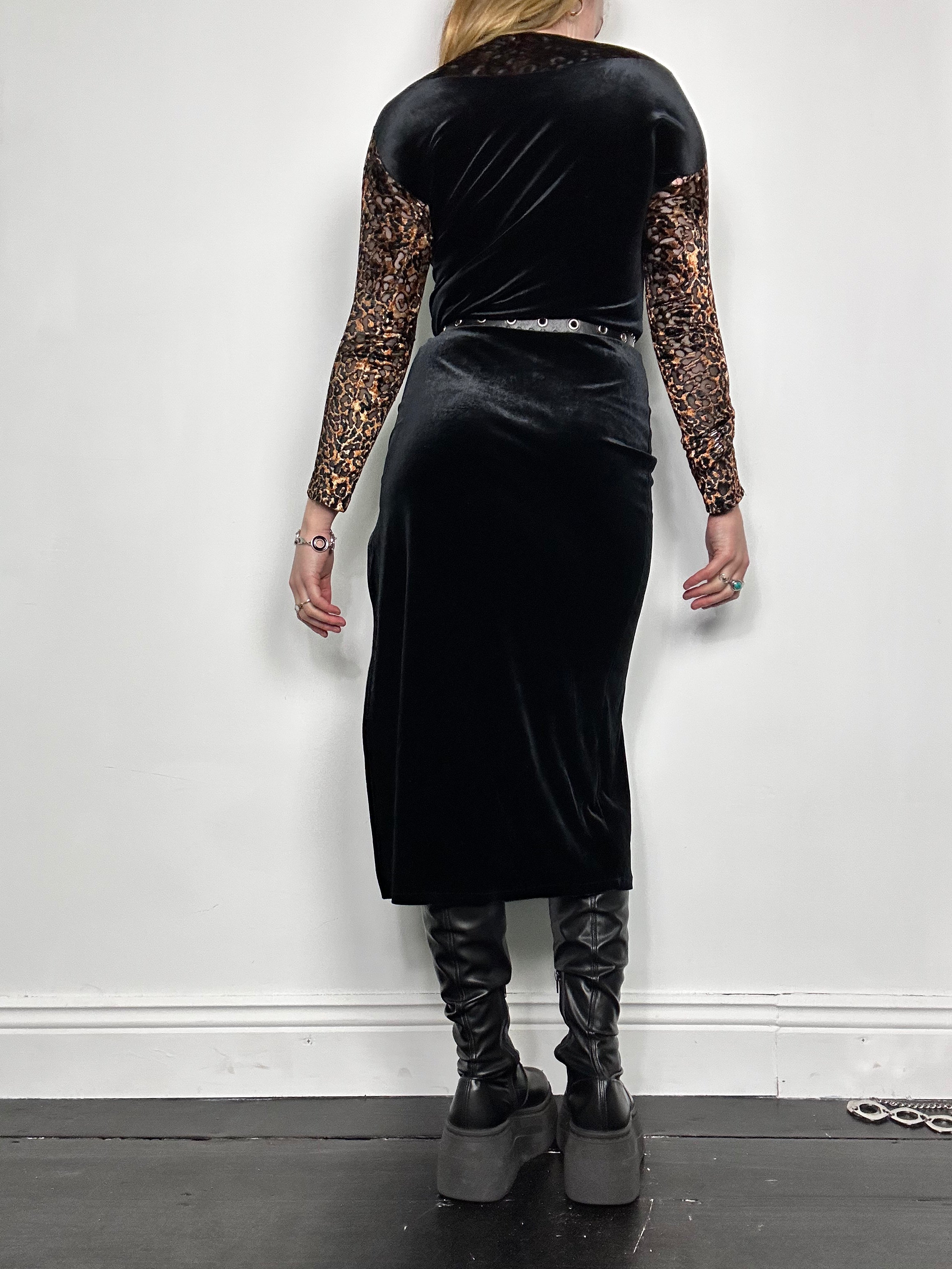 Velvet 90's Cheetah print Dress Size 8